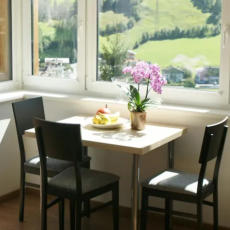 Near Lift & Glacier *