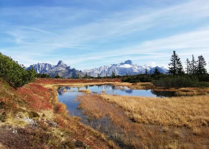 Near Lift & Glacier קפרון