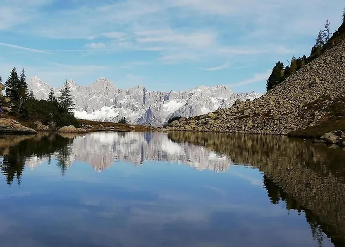 Near Lift & Glacier * קפרון