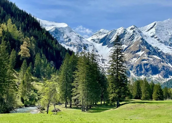 Near Lift & Glacier * קפרון